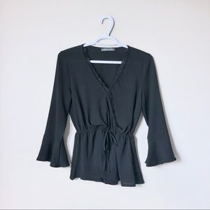 3/$15 🎉 Suzy Shier Top